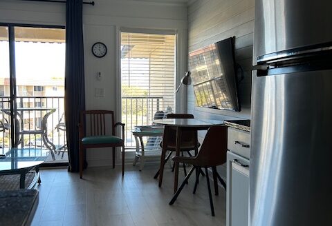 B317 HH Beach and Tennis